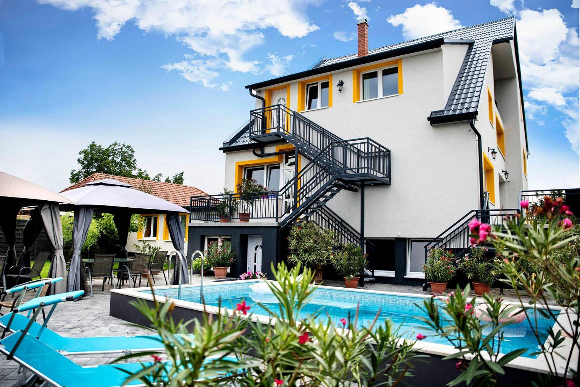 Vi-Li Panzio Bed and Breakfast Maklár Εξωτερικό φωτογραφία